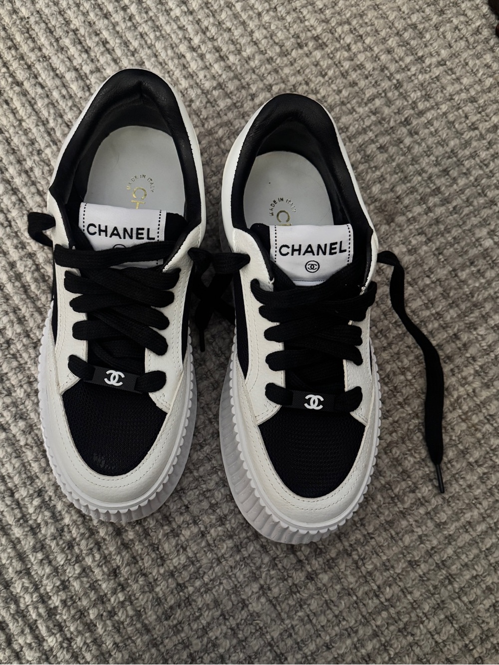 CHANEL Black and White Chunky Platform Sneakers - Picture 3 of 7